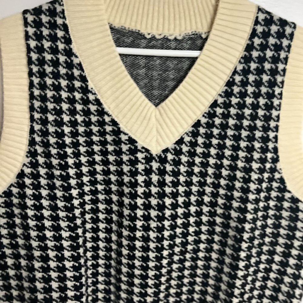 Commense Cozy Houndstooth Vest Size S - Picture 5 of 5